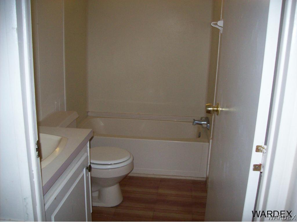 2011 South Estrella Road Golden Valley, AZ 86413 - Photo 8 of 11 second bathroom