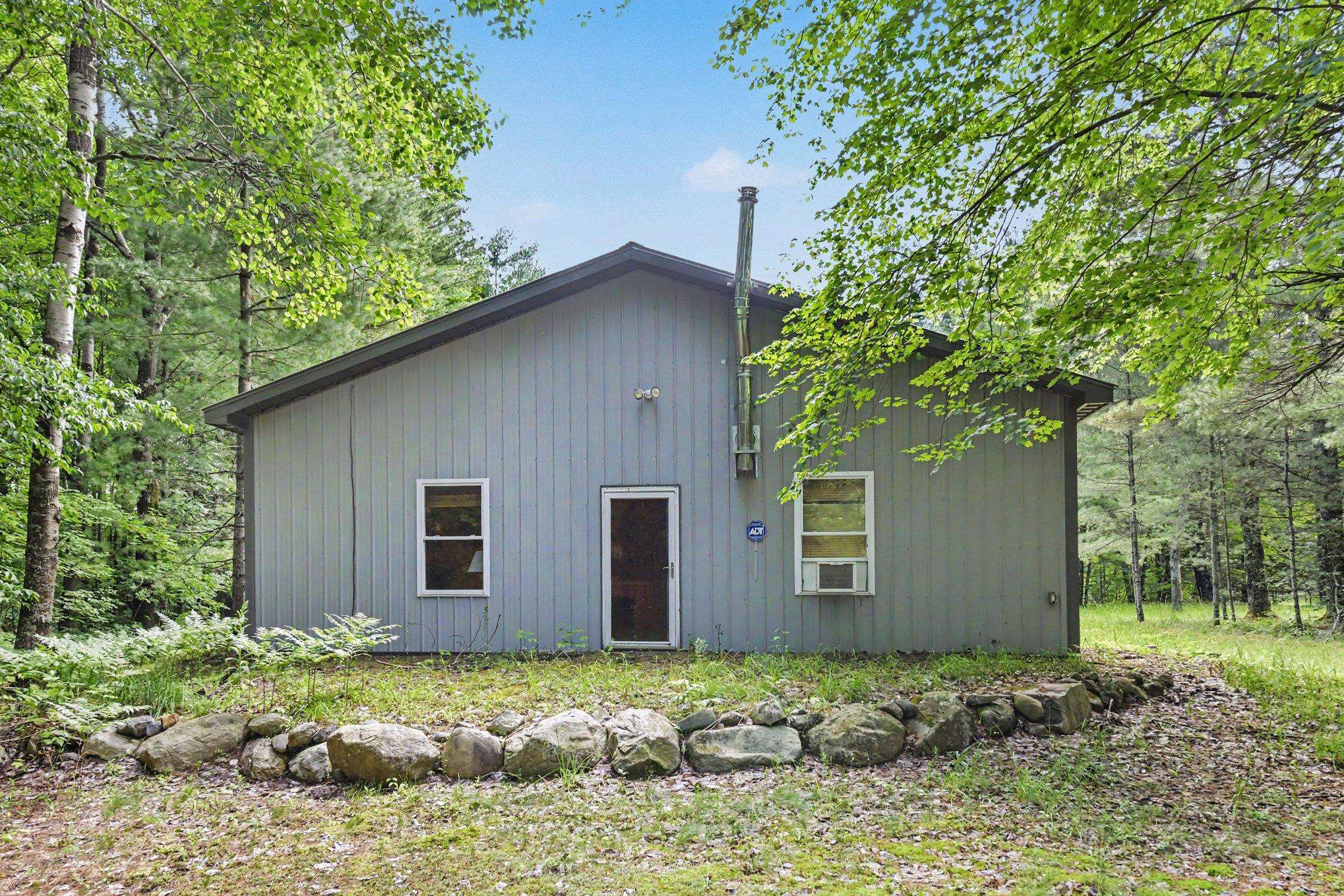 4284 Grand Kal Road Fife Lake, MI 49633 - Photo 5 of 23 1947573-31954581-11da-47fe-88b0-9ac7952b5125.JPG