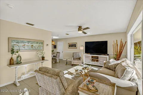 $725,000 | 2007 Oak Street, Melbourne Beach, FL 32951