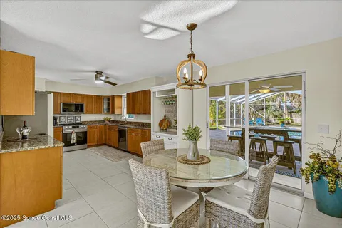 $725,000 | 2007 Oak Street, Melbourne Beach, FL 32951