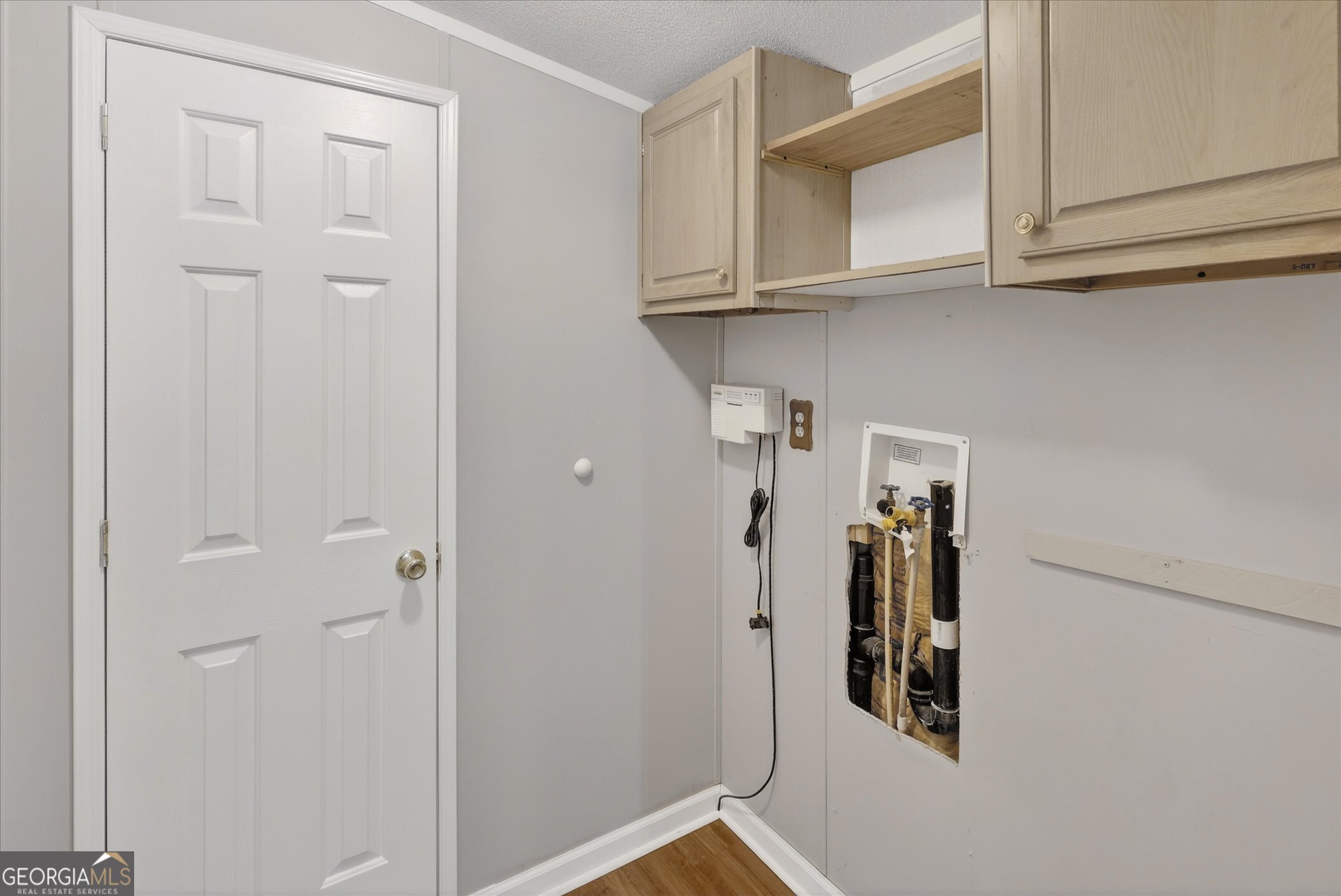 13541 Pine Burr Road Metter, GA 30439 - Photo 30 of 44 a view of walk in closet