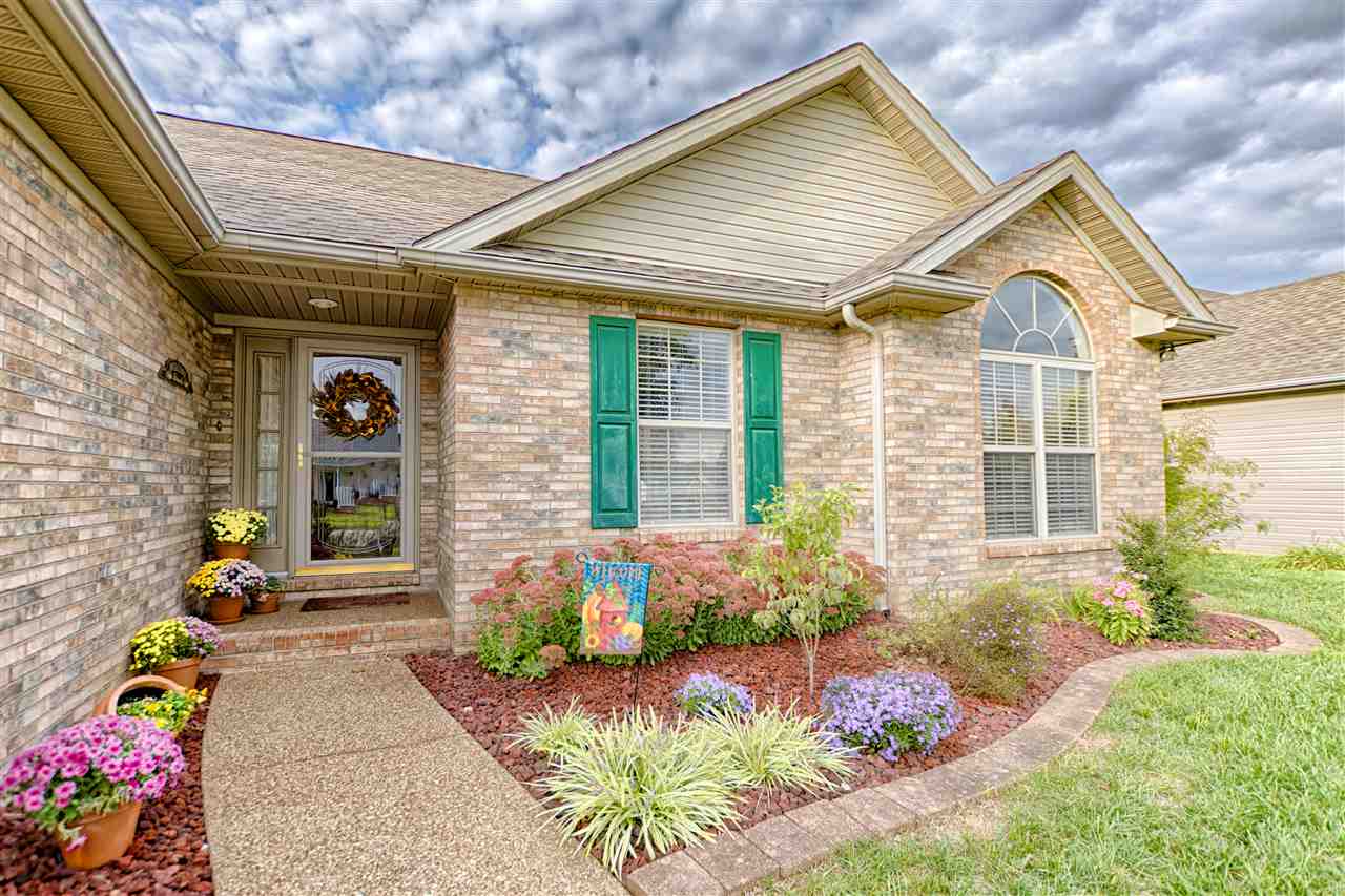 9744 Rabbit Run Drive Newburgh, IN 47630 - Photo 2 of 25 Gallery Image 2