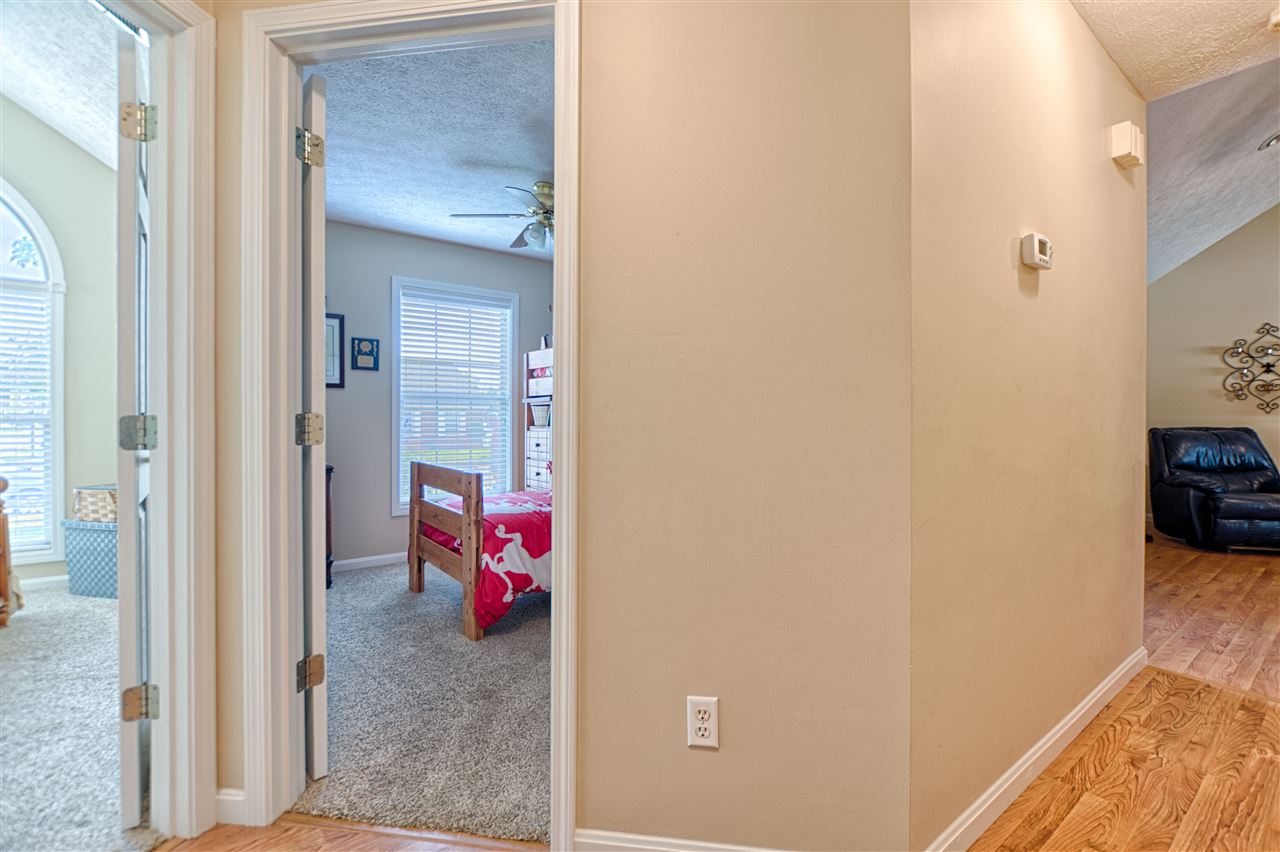 9744 Rabbit Run Drive Newburgh, IN 47630 - Photo 14 of 25 Gallery Image 14