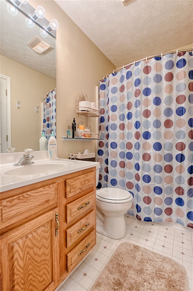 9744 Rabbit Run Drive Newburgh, IN 47630 - Photo 16 of 25 Gallery Image 16