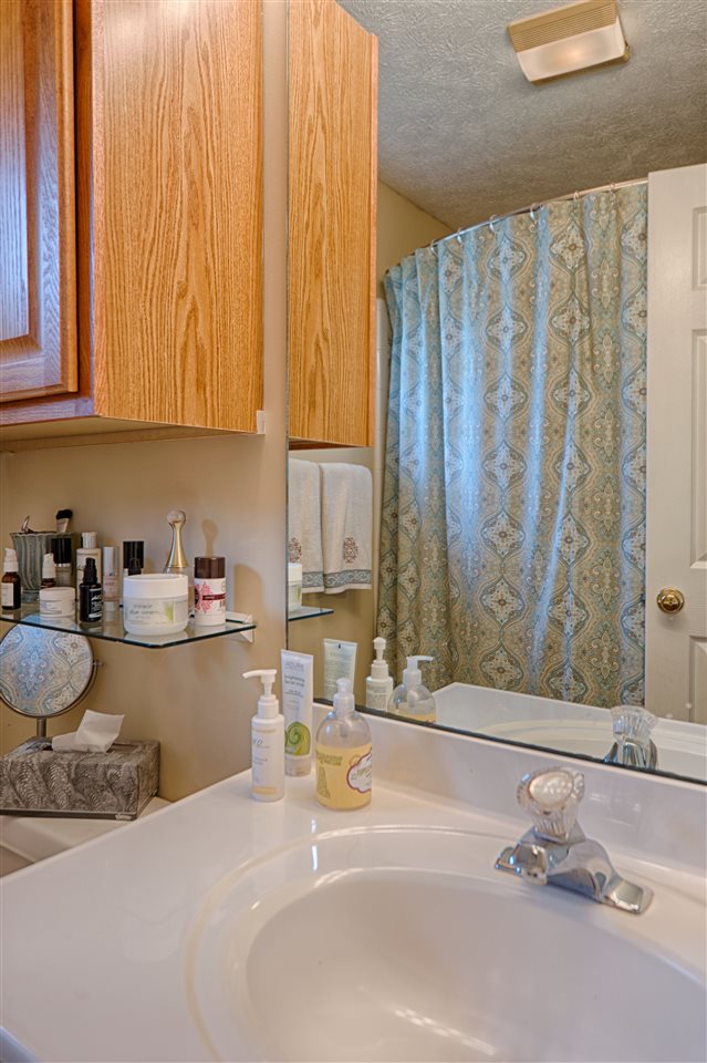 9744 Rabbit Run Drive Newburgh, IN 47630 - Photo 17 of 25 Gallery Image 17