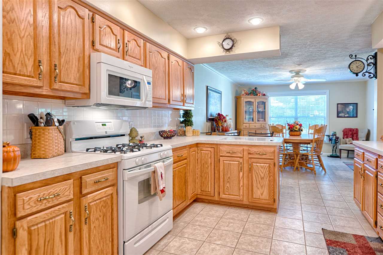 9744 Rabbit Run Drive Newburgh, IN 47630 - Photo 6 of 25 Gallery Image 6