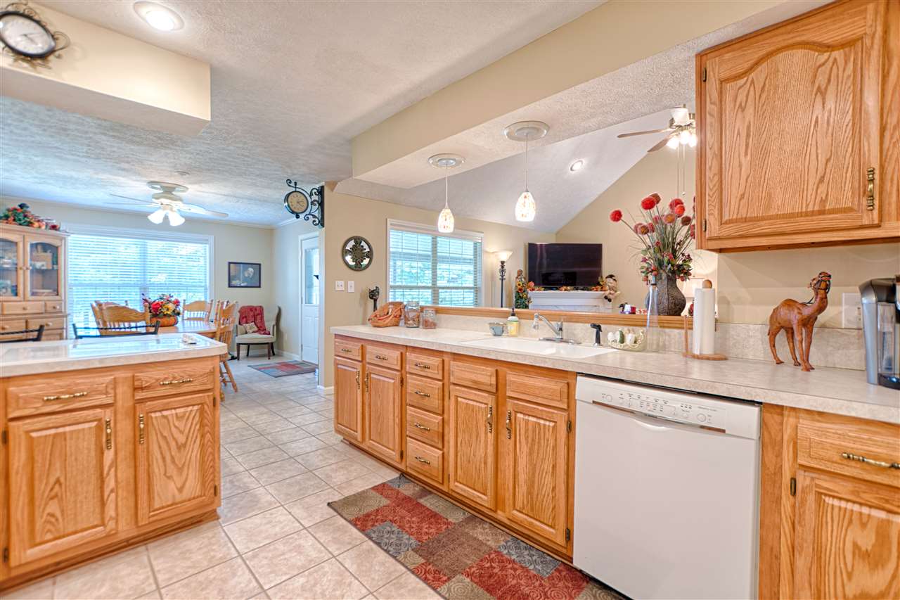 9744 Rabbit Run Drive Newburgh, IN 47630 - Photo 7 of 25 Gallery Image 7