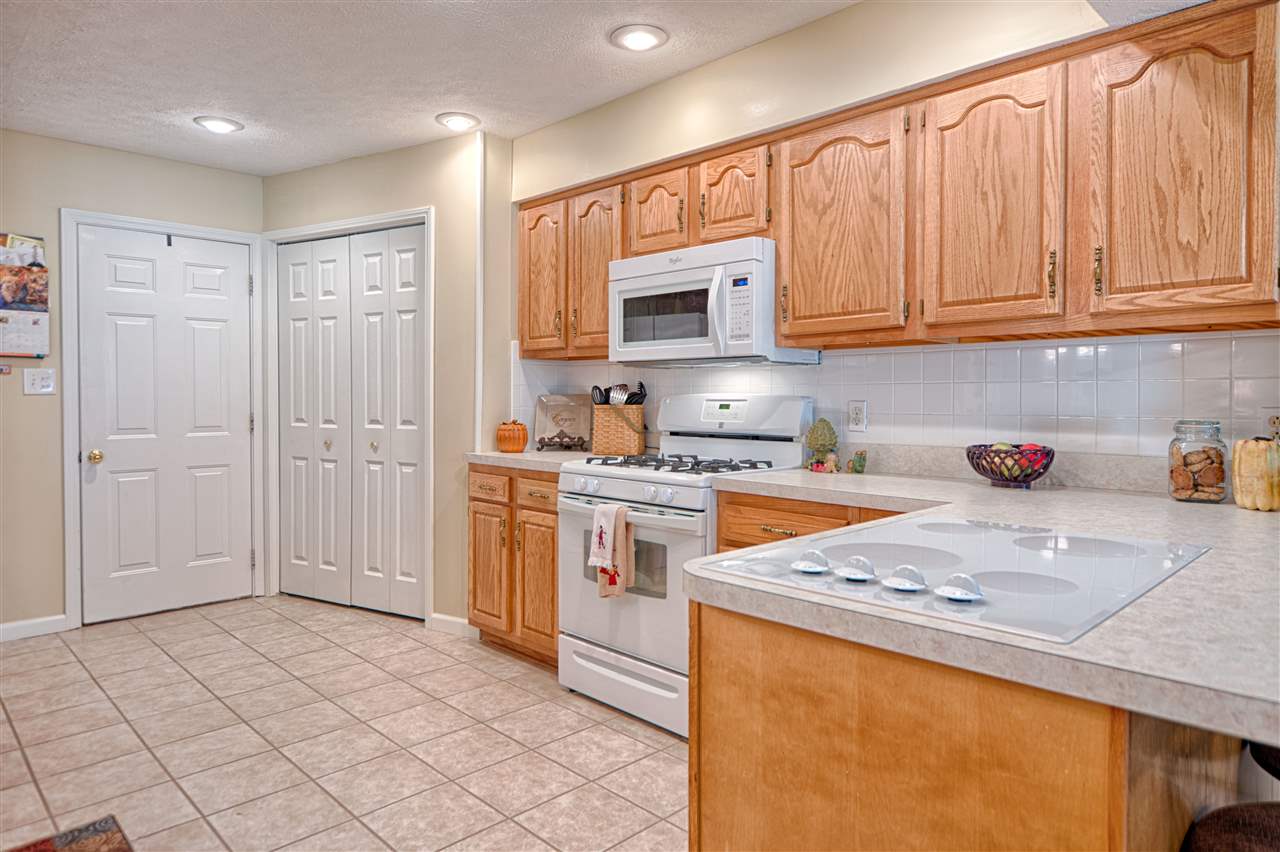 9744 Rabbit Run Drive Newburgh, IN 47630 - Photo 8 of 25 Gallery Image 8
