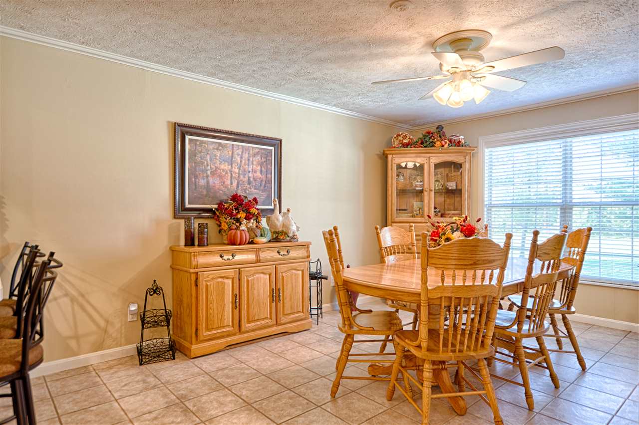 9744 Rabbit Run Drive Newburgh, IN 47630 - Photo 9 of 25 Gallery Image 9