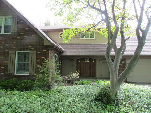 422 North Tyler Road St. Charles, IL 60174 - Photo 2 of 21
