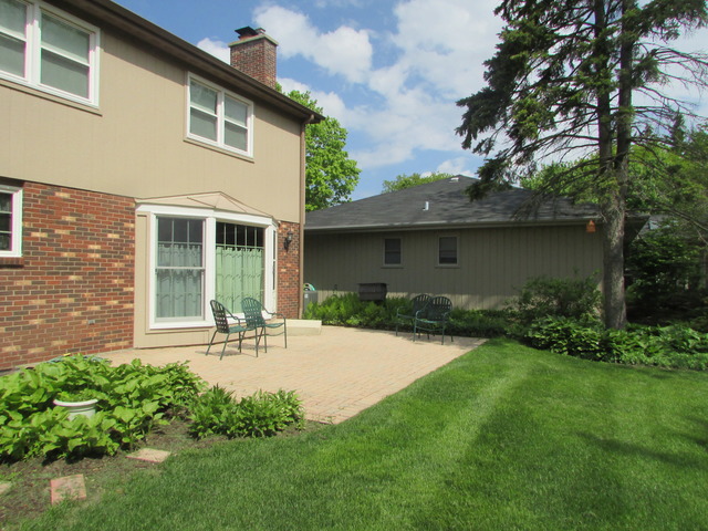 422 North Tyler Road St. Charles, IL 60174 - Photo 19 of 21
