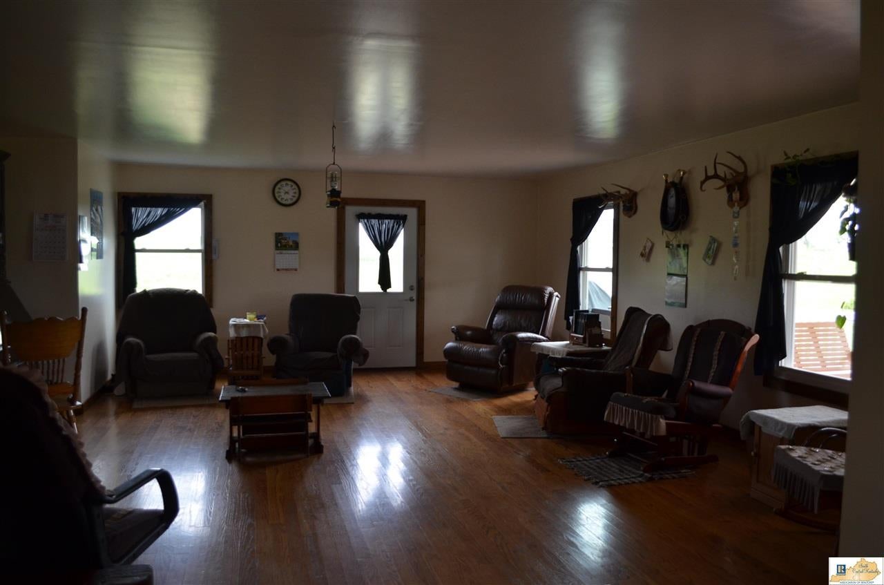 3940 Lyon School Road Glasgow, KY 42141 - Photo 21 of 52 Gallery Image 21