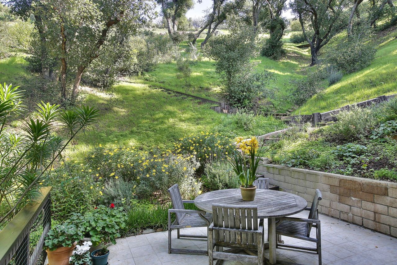 1400 Mission Canyon Road Santa Barbara, CA 93105 - Photo 15 of 15 Grounds, Trails, and Patio