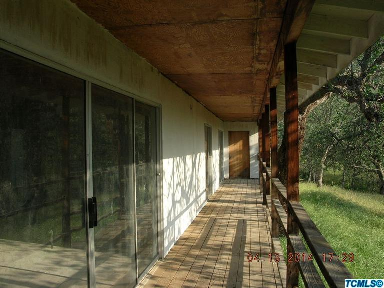 45485 Oak Grove Drive Three Rivers, CA 93271 - Photo 7 of 27 Covered porch to garage pedestrian door