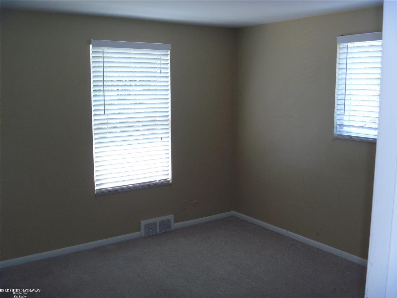 898 Canterbury Road Grosse Pointe, MI 48236 - Photo 18 of 19 Bedroom