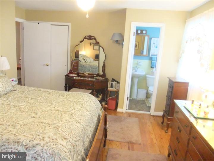 505 Cheyney Road Springfield, PA 19064 - Photo 9 of 25 Master Bedroom
