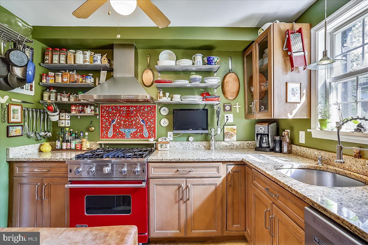 3909 Saul Road Kensington, MD 20895 - Photo 13 of 28 Gallery Image 13