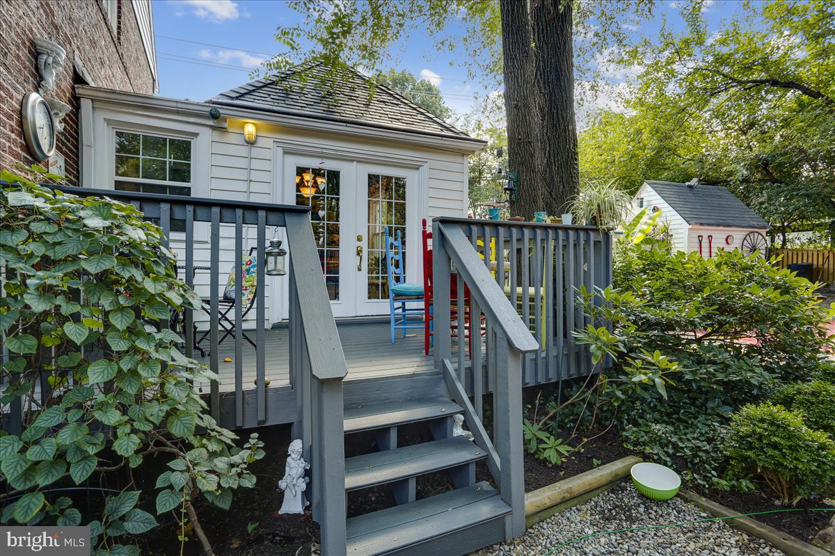 3909 Saul Road Kensington, MD 20895 - Photo 18 of 28 Deck