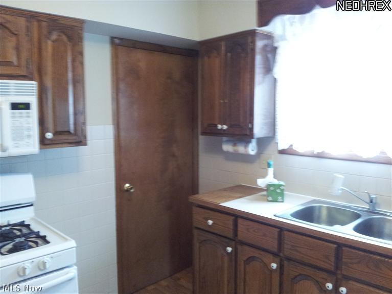 3105 Farmdale Road Akron, OH 44312 - Photo 7 of 12 Gallery Image 7