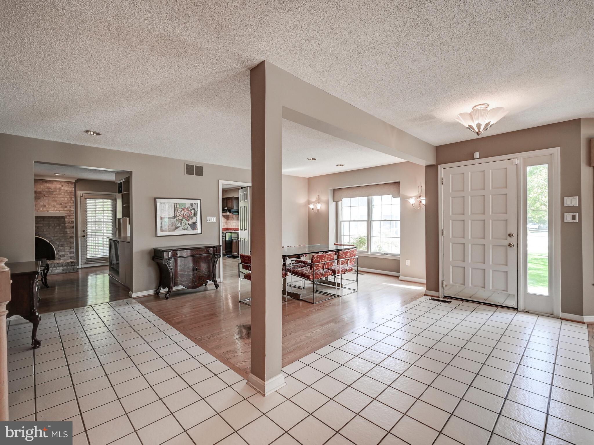 8 Raisin Tree Circle Baltimore, MD 21208 - Photo 6 of 44 Gallery Image 6