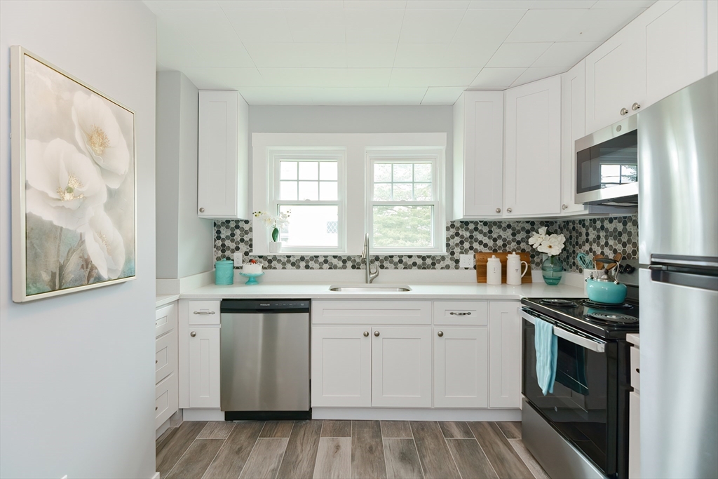 84 Van Kleeck Road Millis, MA 02054 - Photo 3 of 15 Gallery Image 3