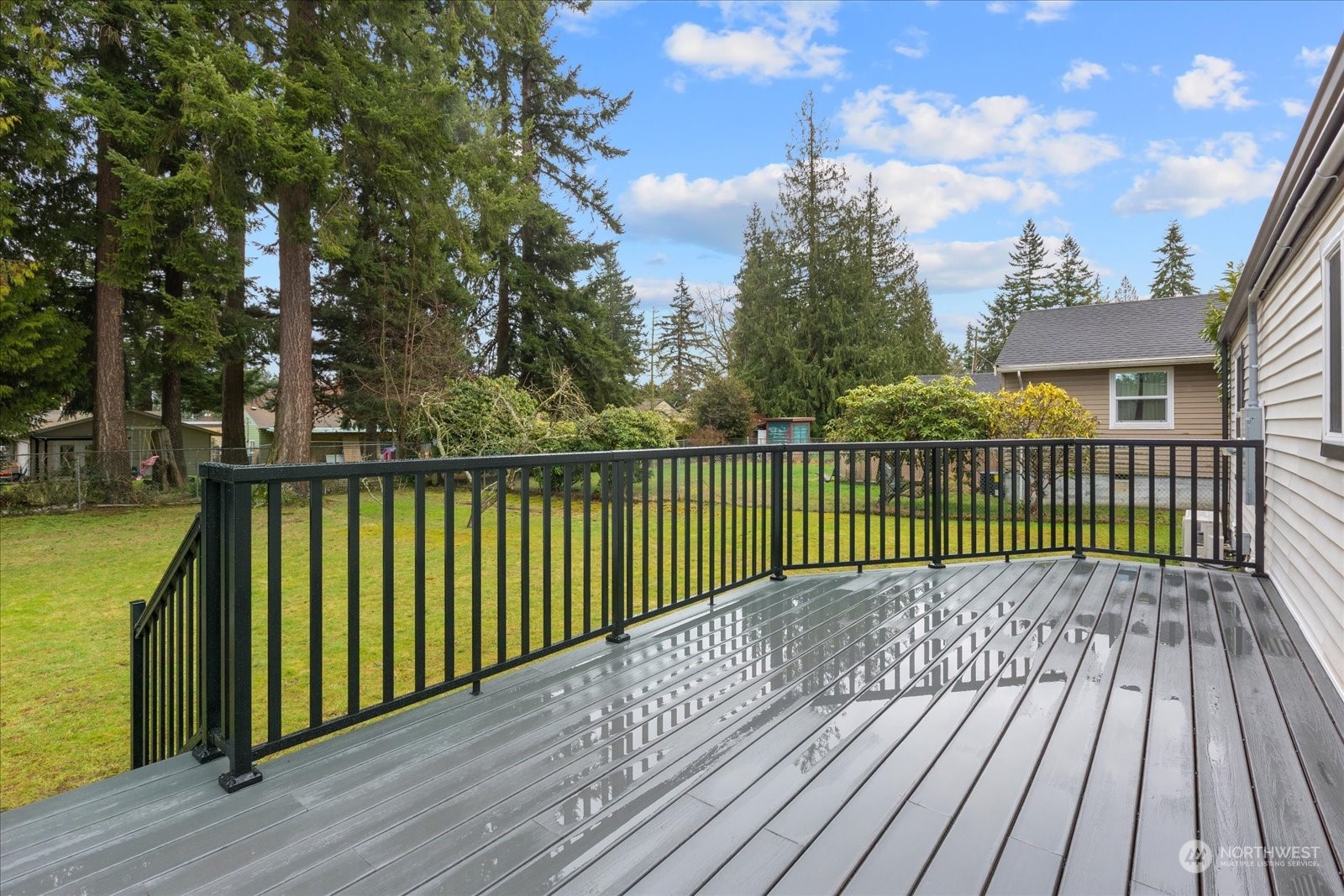 6919 Cady Road Everett, WA 98203 - Photo 28 of 39 a view of a roof deck