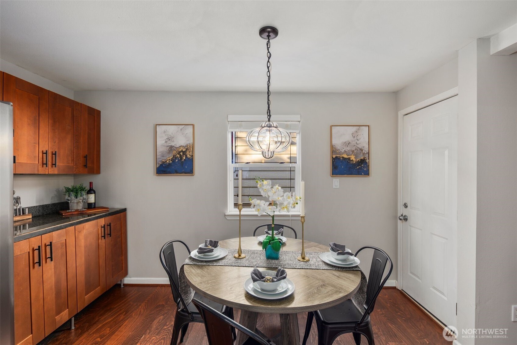 4446 39th Avenue Southwest Seattle, WA 98116 - Photo 14 of 30