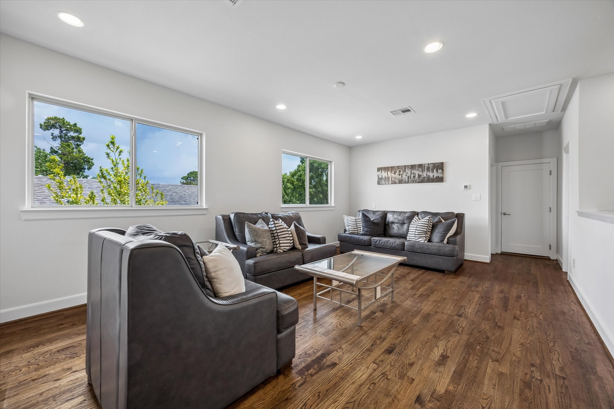 2122 Banks Street Houston, TX 77098 - Photo 9 of 19