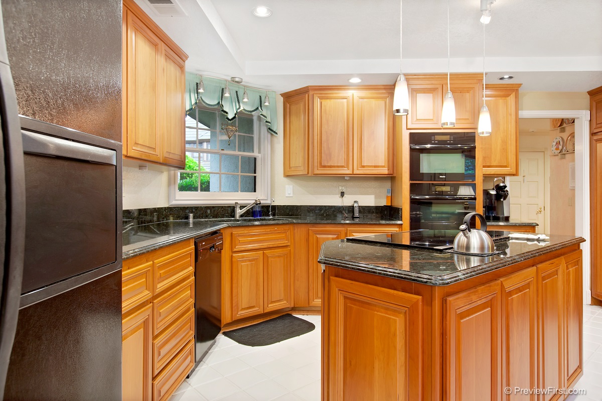 7357 Alicante Road Carlsbad, CA 92009 - Photo 11 of 25 Gallery Image 11