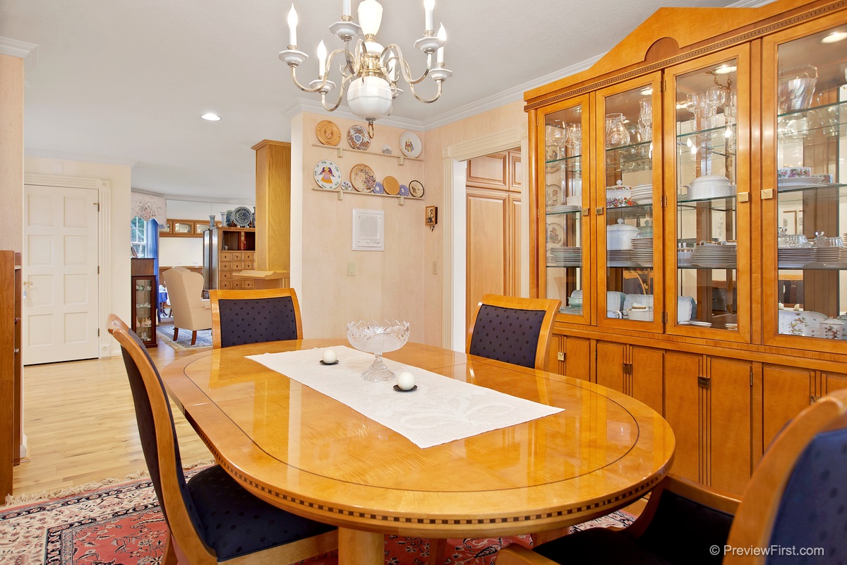 7357 Alicante Road Carlsbad, CA 92009 - Photo 10 of 25 Gallery Image 10
