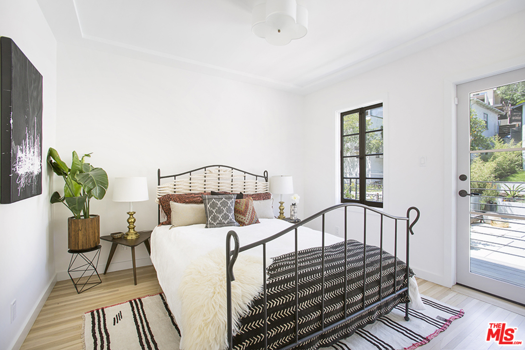 2607 Riverside Terrace Los Angeles, CA 90039 - Photo 17 of 47 Gallery Image 17