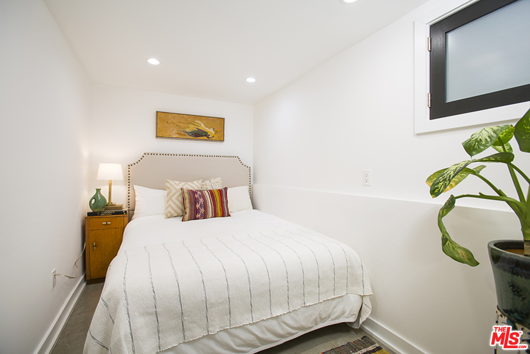 2607 Riverside Terrace Los Angeles, CA 90039 - Photo 24 of 47 Gallery Image 24