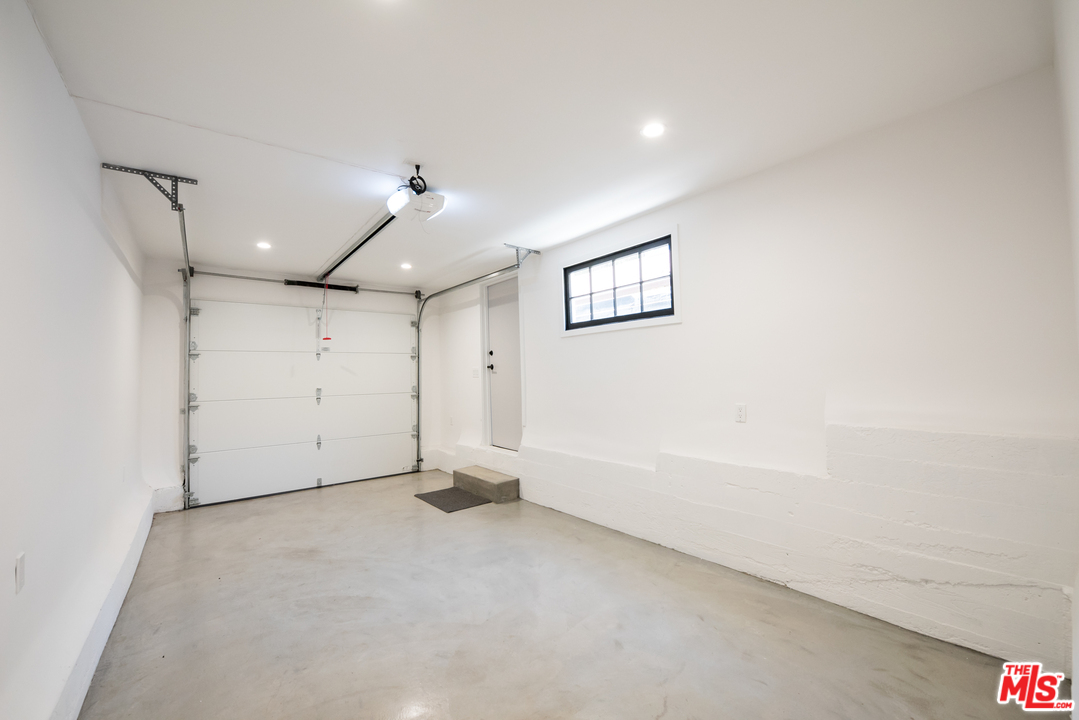 2607 Riverside Terrace Los Angeles, CA 90039 - Photo 37 of 47 Gallery Image 37
