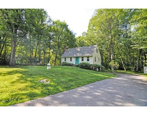 28 Colonial Road Sutton, MA 01590 - Photo 1 of 42