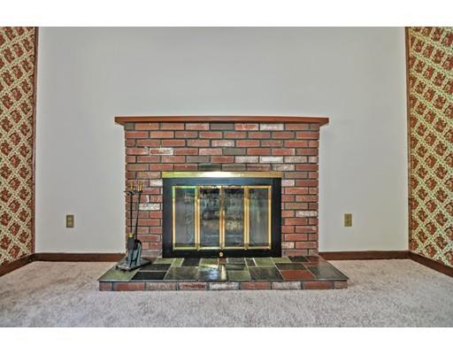 28 Colonial Road Sutton, MA 01590 - Photo 22 of 42