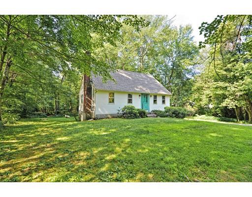 28 Colonial Road Sutton, MA 01590 - Photo 4 of 42