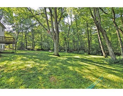 28 Colonial Road Sutton, MA 01590 - Photo 10 of 42
