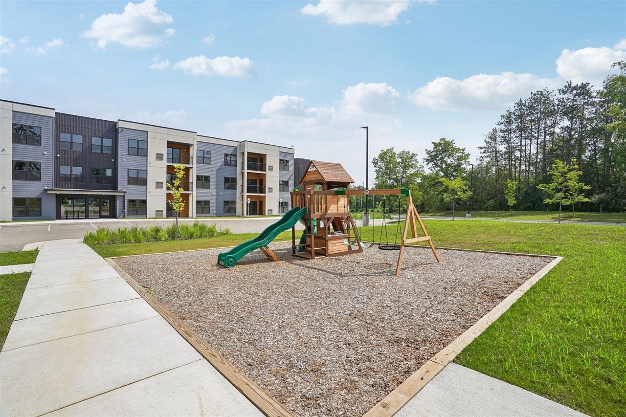 2675 Burton Road, Unit : 206 Ann Arbor, MI 48104 - Photo 41 of 61 Gallery Image 41