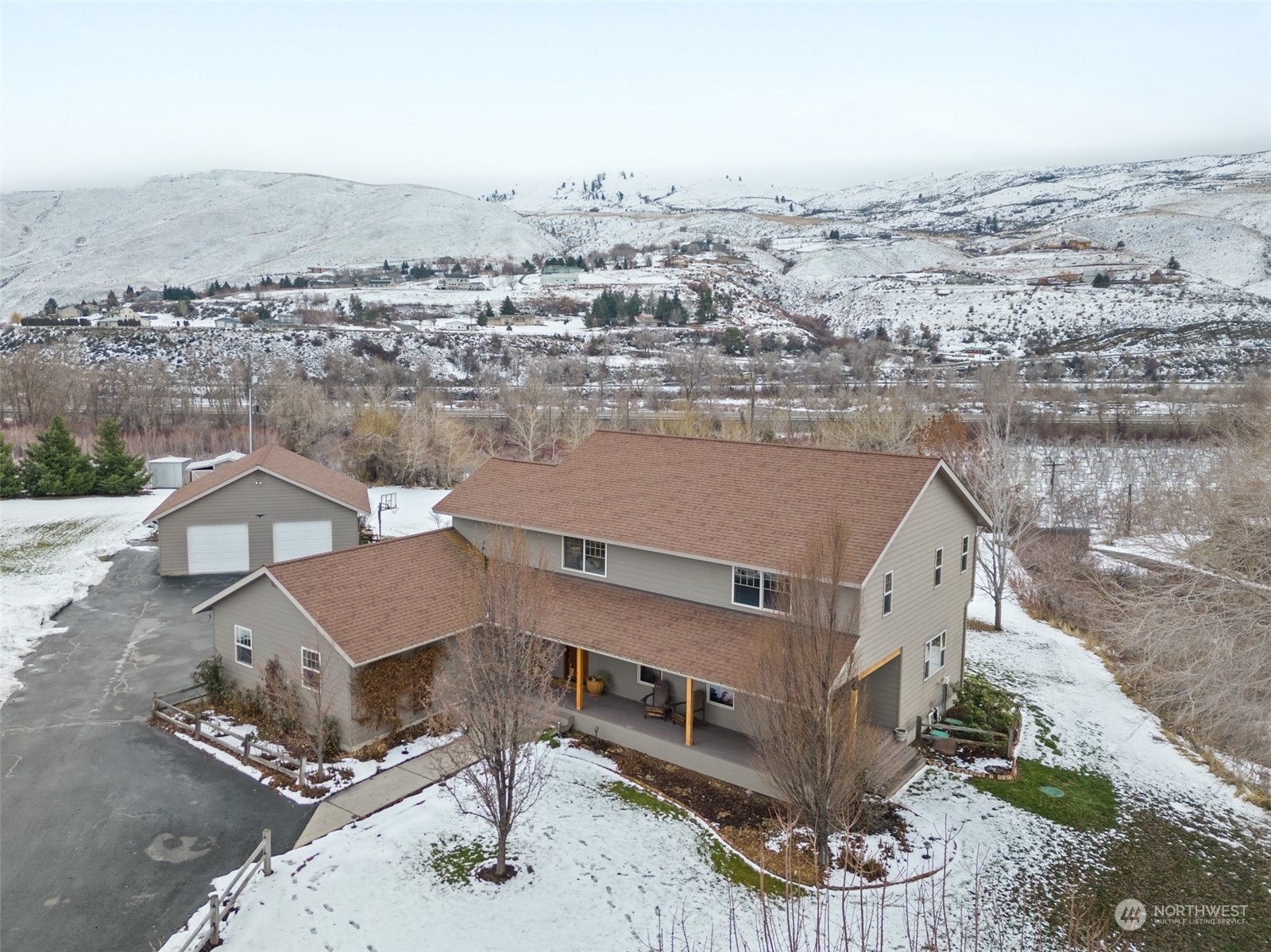 1919 Lower Monitor Road Wenatchee, WA 98801 - Photo 1 of 32 Gallery Image 1