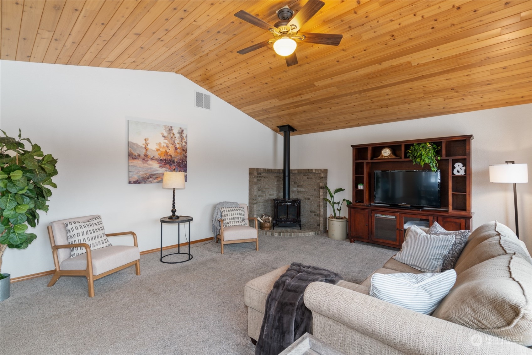 1919 Lower Monitor Road Wenatchee, WA 98801 - Photo 2 of 32 Gallery Image 2