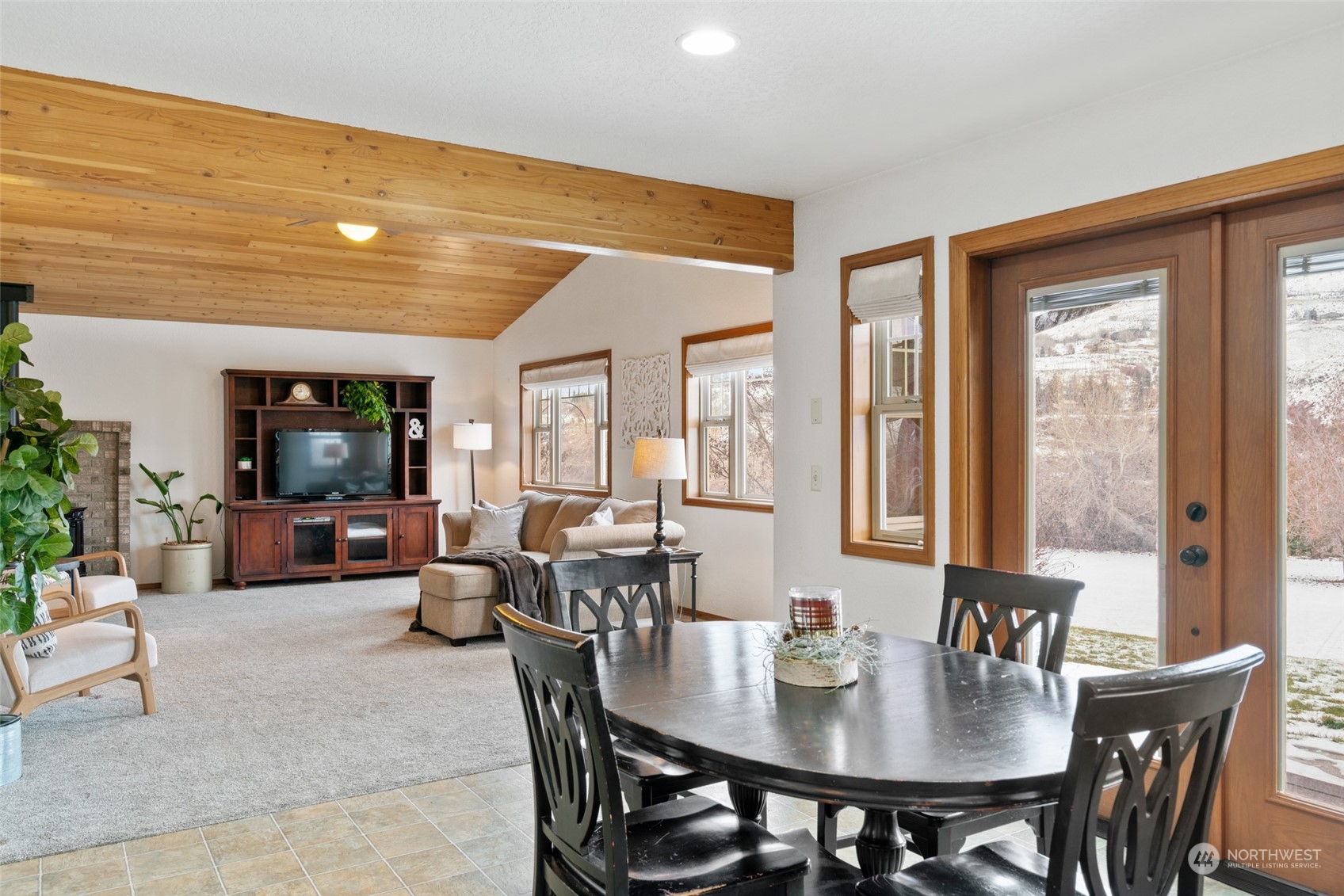 1919 Lower Monitor Road Wenatchee, WA 98801 - Photo 5 of 32 Gallery Image 5
