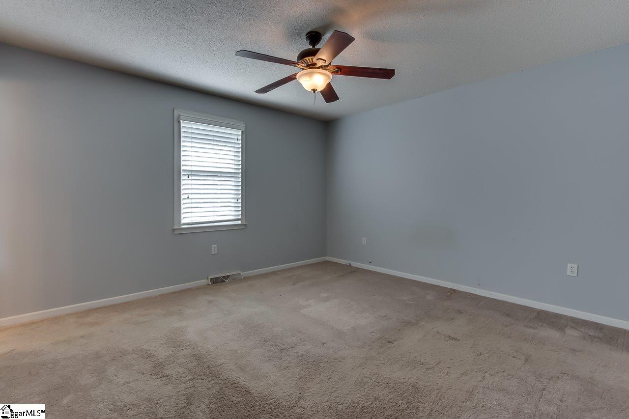 109 Country Glen Lane Pelzer, SC 29669 - Photo 21 of 33