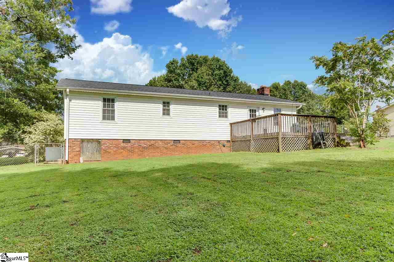 109 Country Glen Lane Pelzer, SC 29669 - Photo 28 of 33
