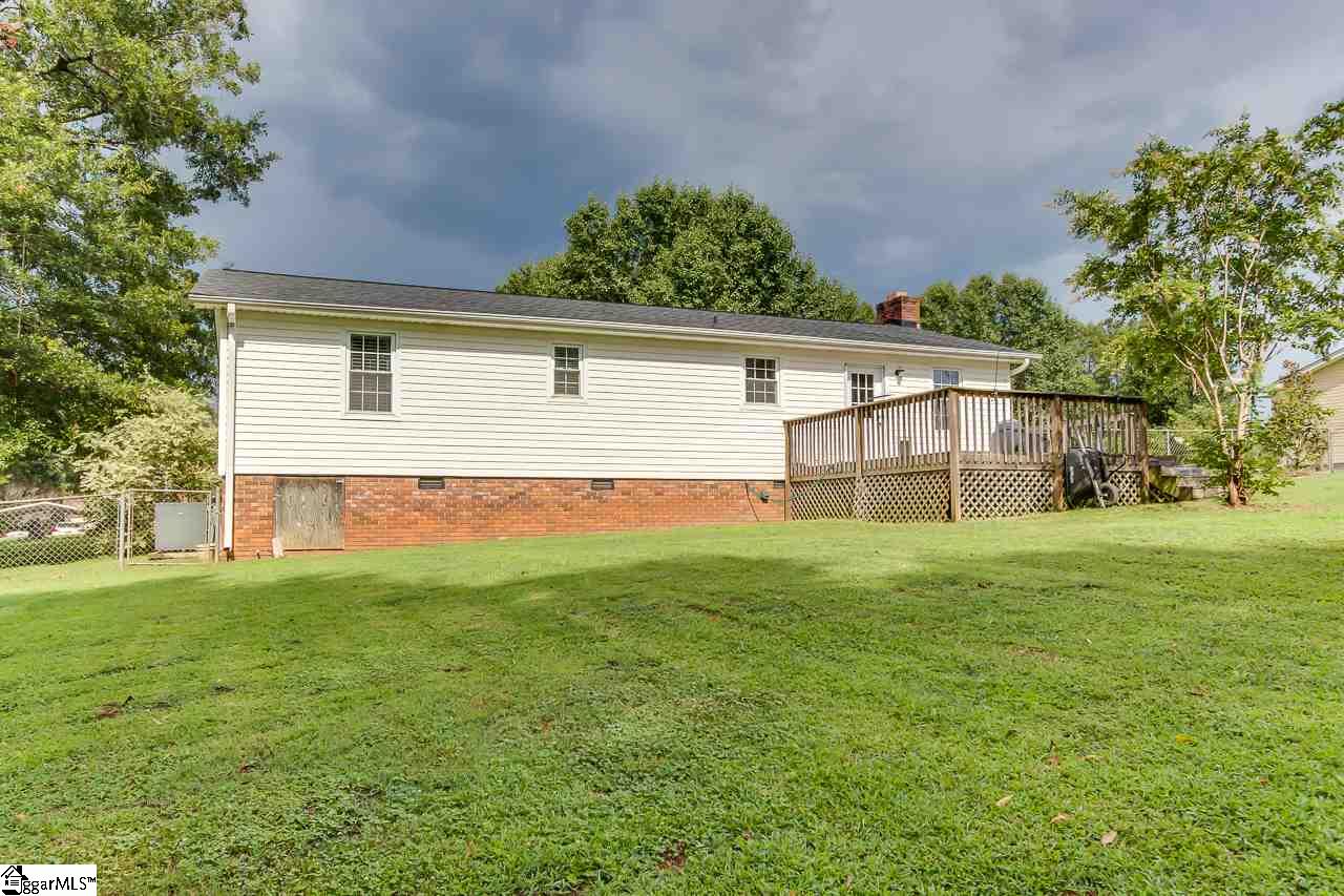 109 Country Glen Lane Pelzer, SC 29669 - Photo 29 of 33