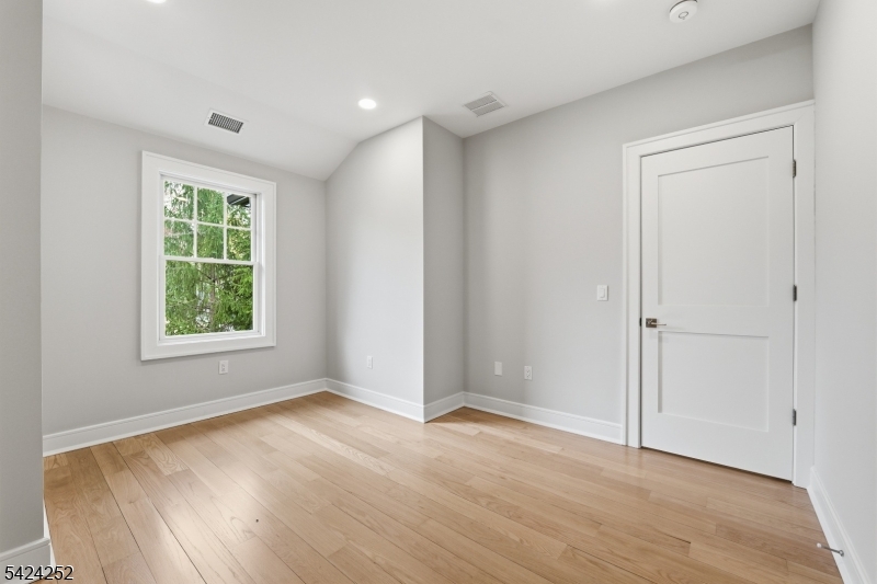 603 Springfield Avenue, Unit 101 Summit, NJ 07901 - Photo 18 of 36