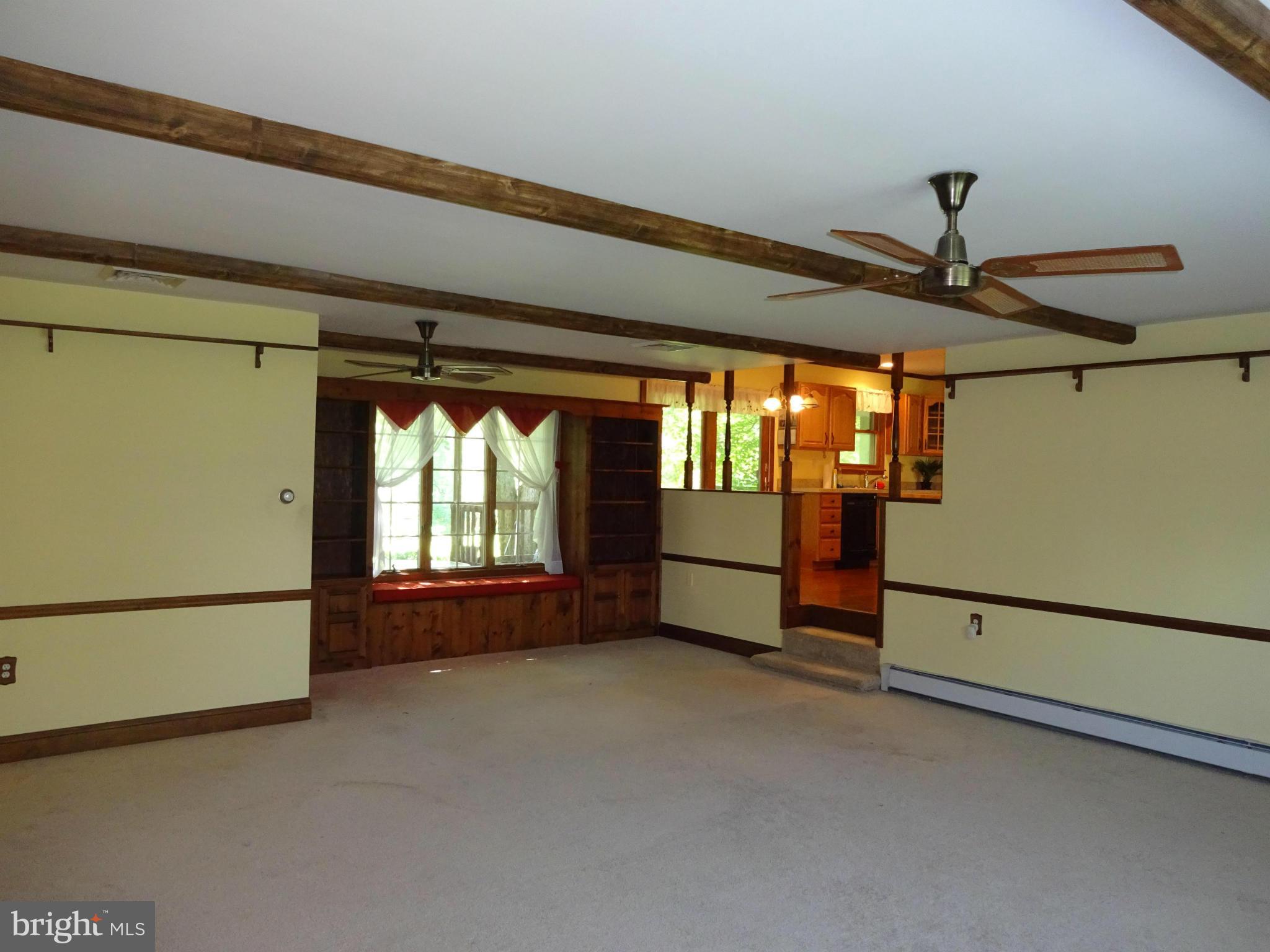 5404 Bonnie Brook Road Cambridge, MD 21613 - Photo 13 of 30 Family Room