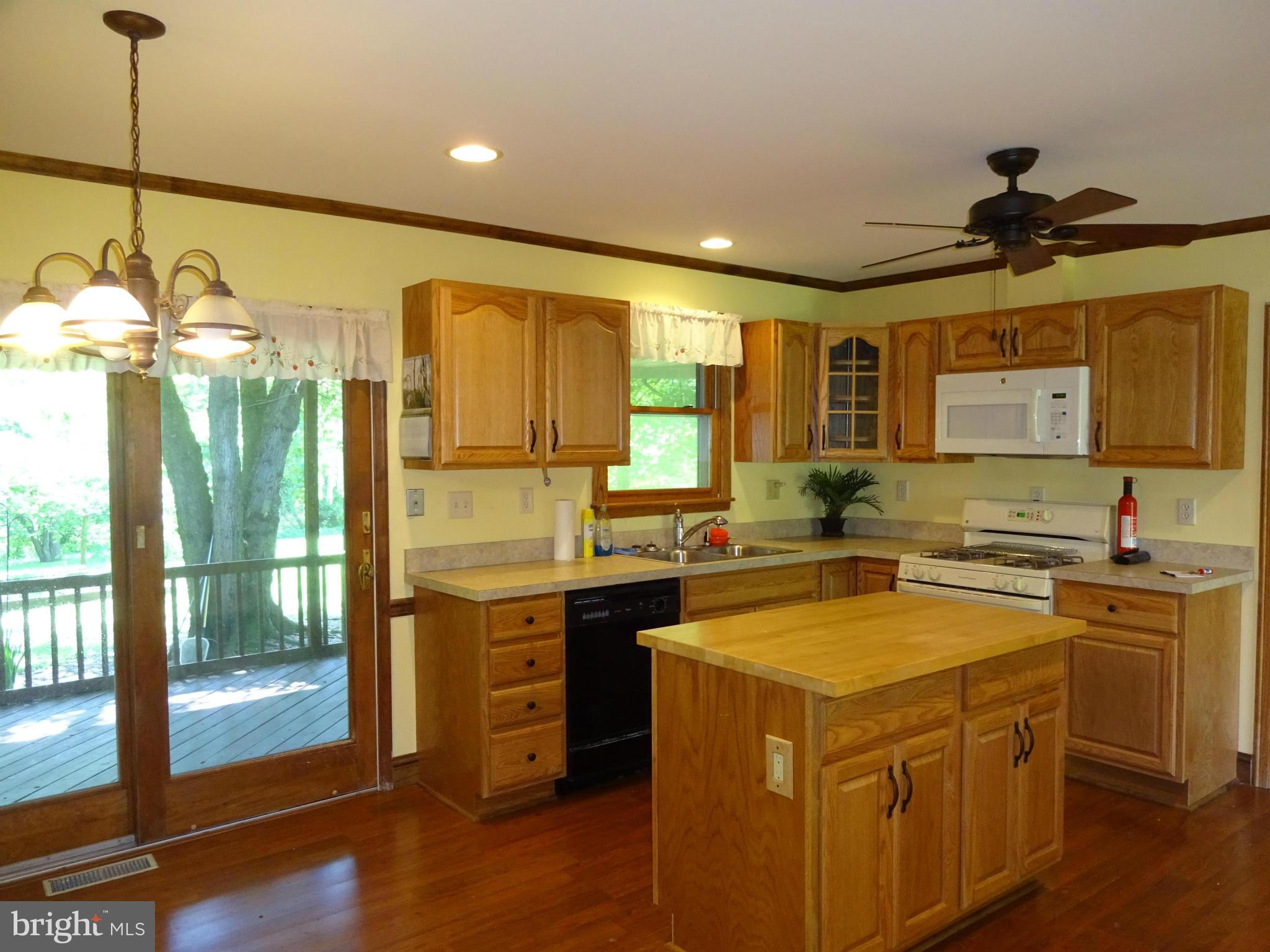 5404 Bonnie Brook Road Cambridge, MD 21613 - Photo 8 of 30 Kitchen