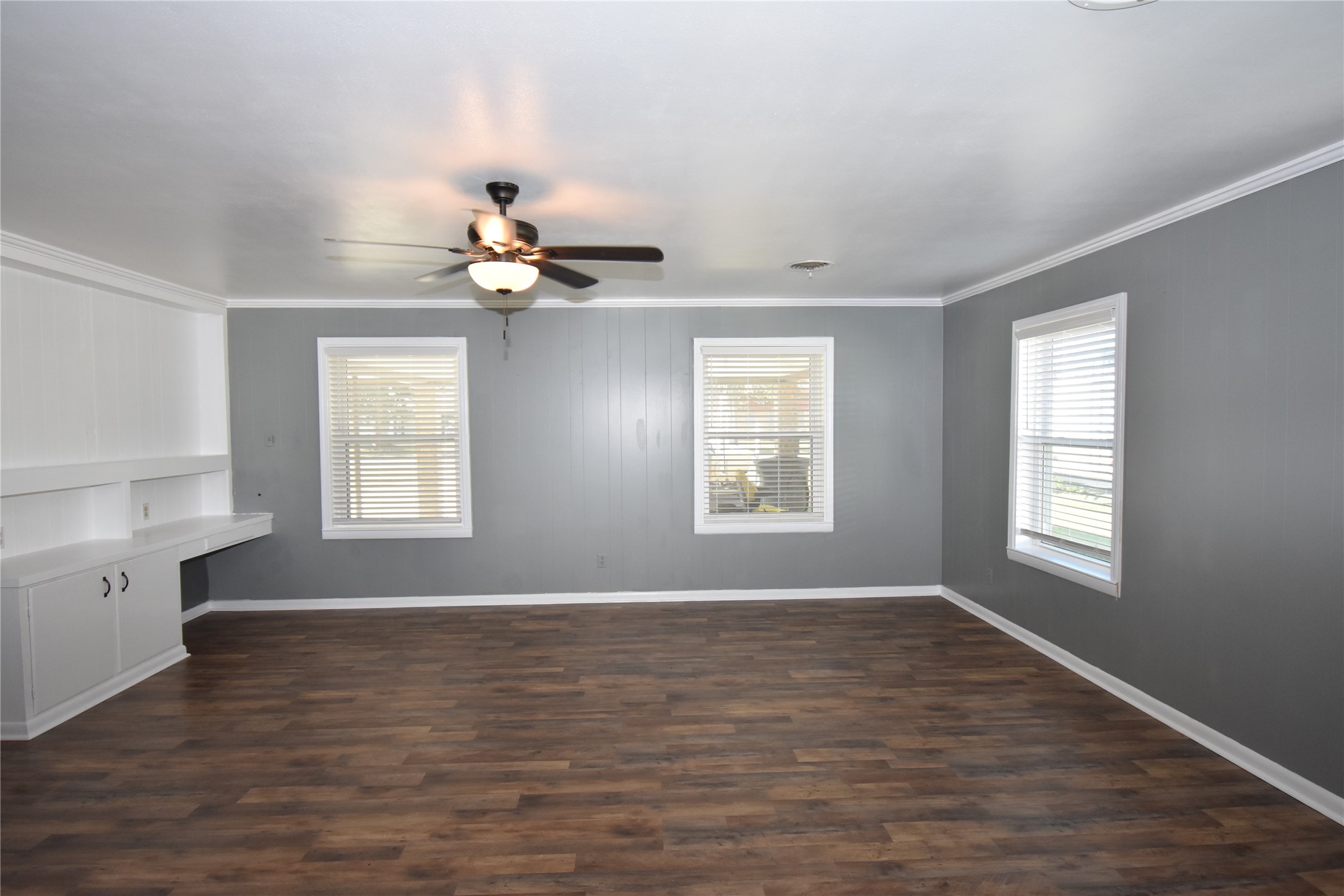 115 Neal Road Wharton, TX 77488 - Photo 29 of 45 PRIMARY BEDROOM