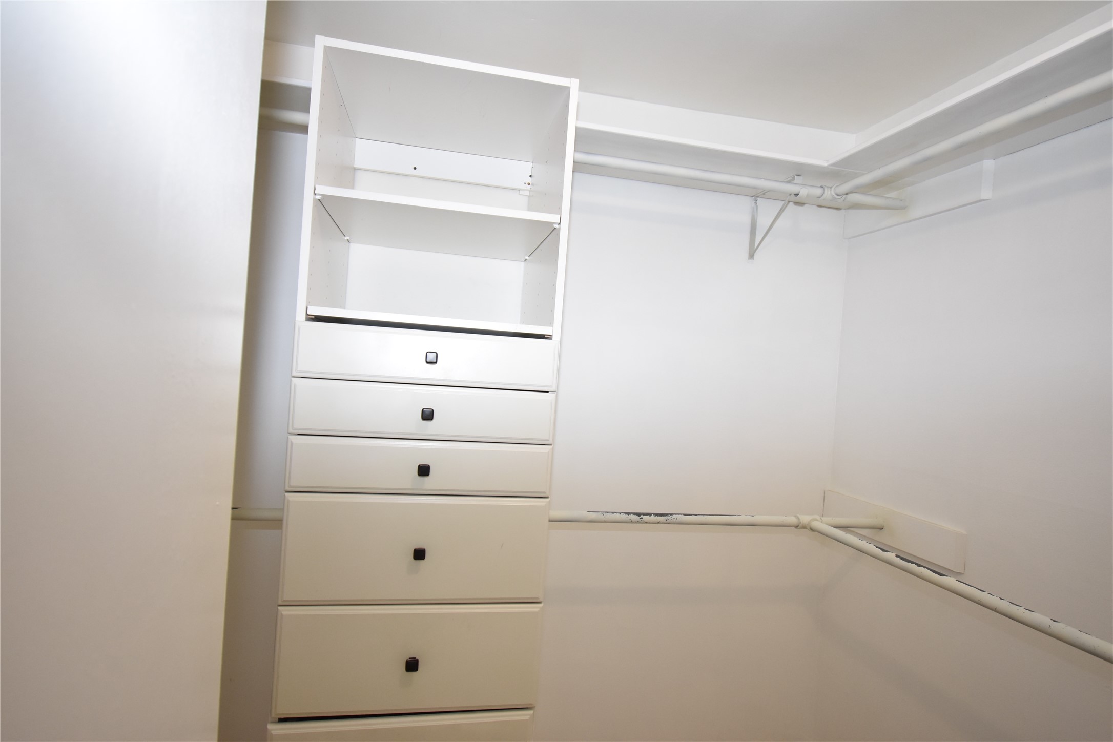 115 Neal Road Wharton, TX 77488 - Photo 33 of 45 PRIMARY CLOSET