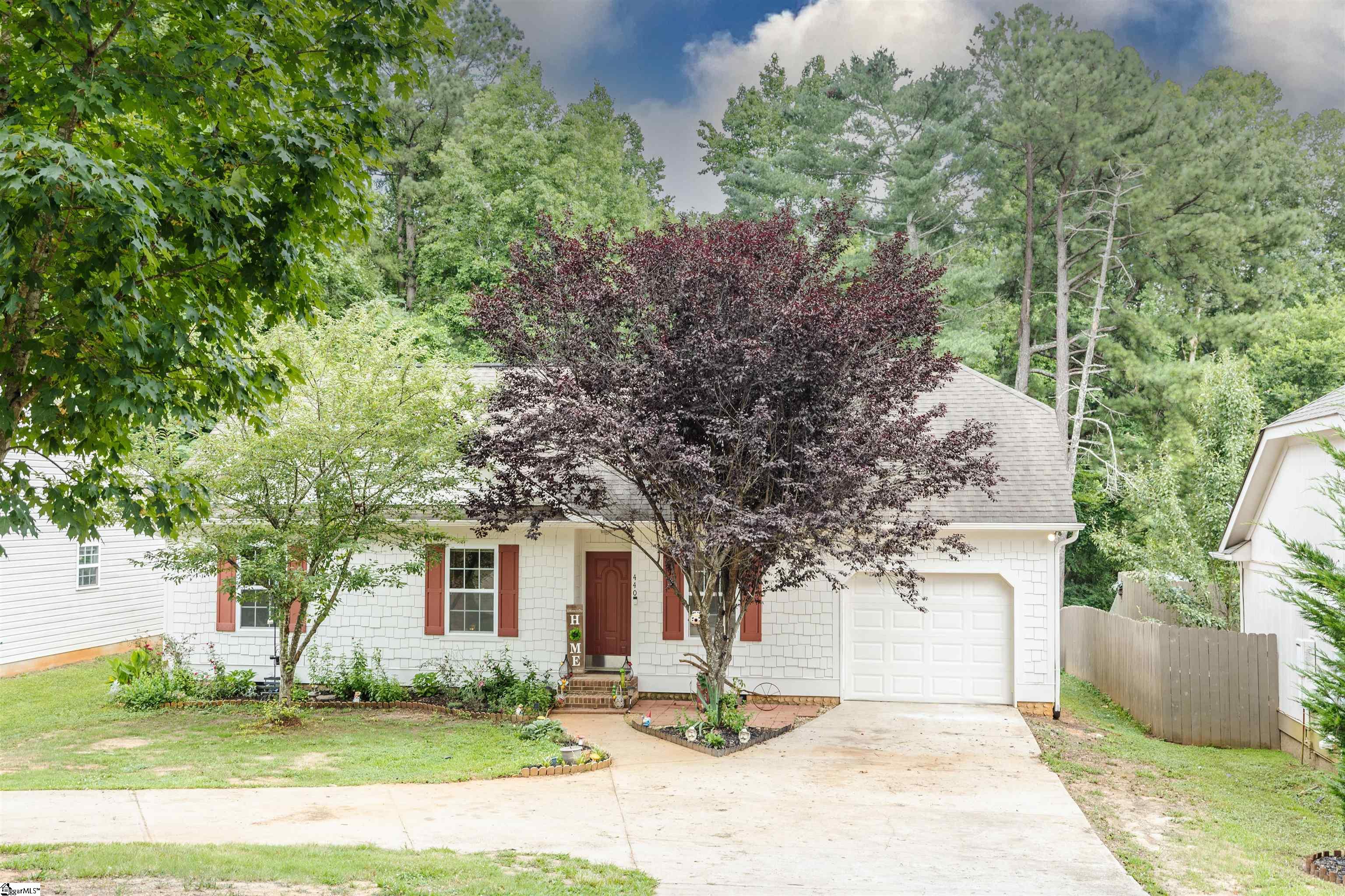440 Shoresbrook Road Spartanburg, SC 29301 - Photo 1 of 19 Gallery Image 1